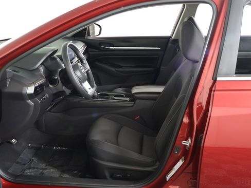 Used 2023 Nissan Altima 2.5 SV FWD image 21