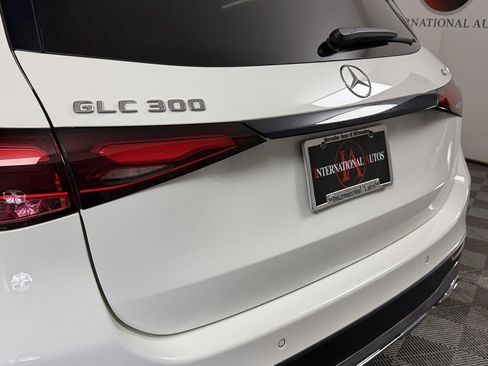 Used 2023 Mercedes-Benz GLC 300 4MATIC image 10