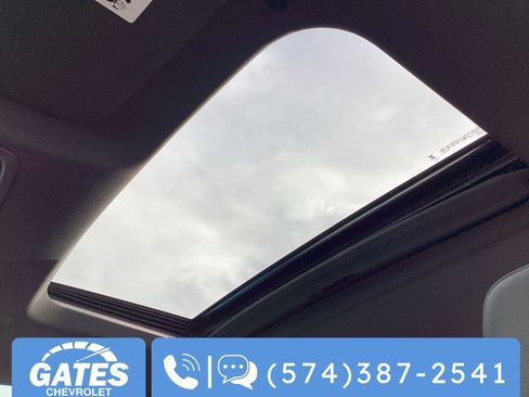 Used 2024 GMC Sierra 2500 AT4 w/ AT4 Premium Plus Package image 4