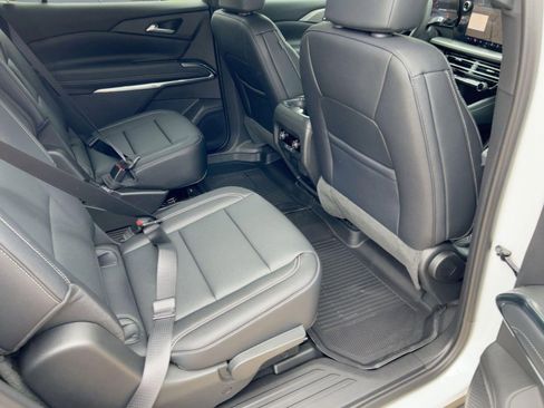 New 2026 Chevrolet Traverse LT w/ Midnight/Sport Edition image 29