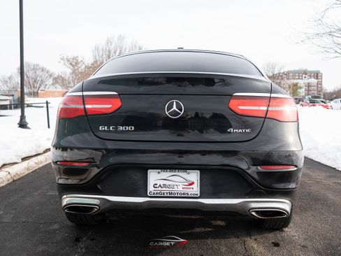 Used 2017 Mercedes-Benz GLC 300 4MATIC image 5