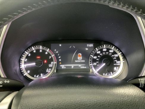 Used 2023 Toyota Highlander XLE AWD/4WD image 25