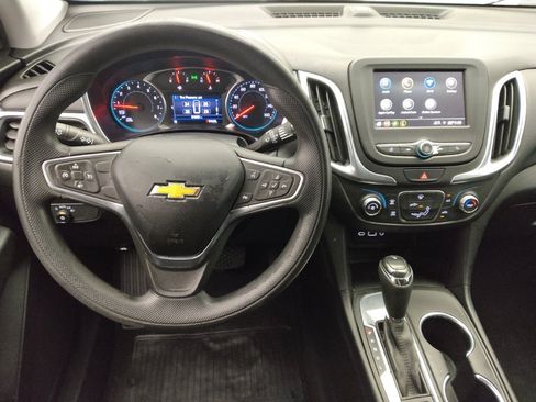 Used 2019 Chevrolet Equinox LT FWD image 22