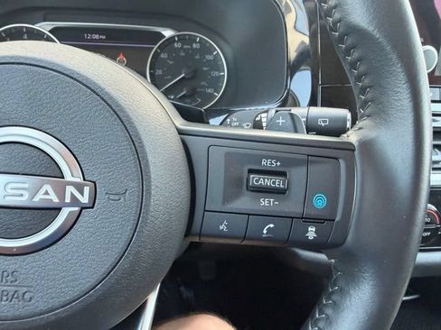 Used 2025 Nissan Pathfinder SV AWD/4WD image 22