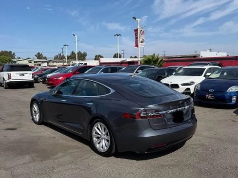 Used 2017 Tesla Model S 60D AWD/4WD image 4