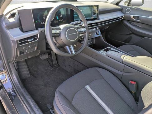 New 2025 Hyundai Sonata SEL FWD image 3