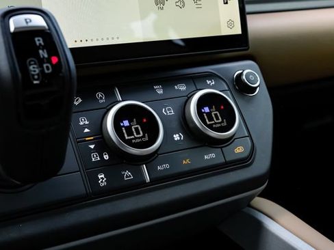 New 2026 Land Rover Defender 110 X AWD/4WD image 32