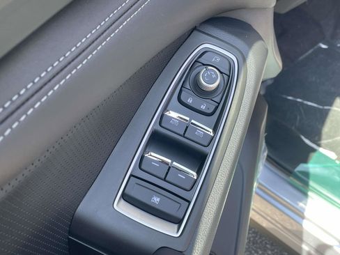 New 2025 Subaru Ascent Limited w/ Popular Package #2 image 6