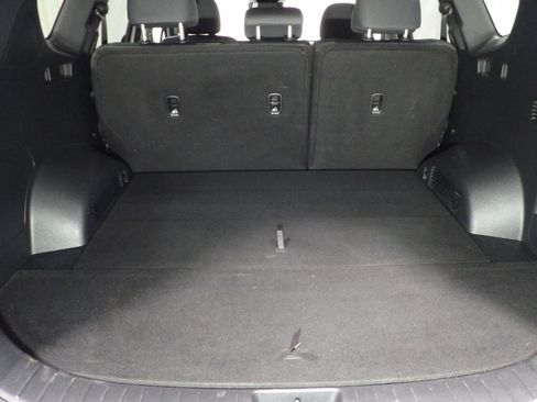 Used 2022 Hyundai Santa Fe SE image 8