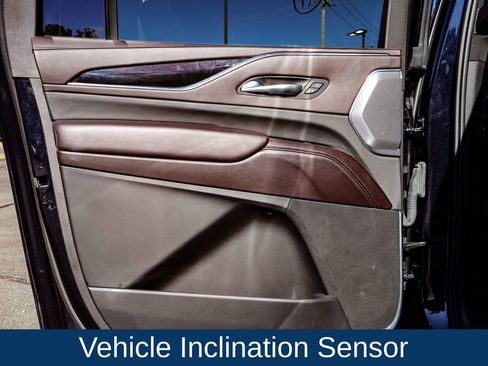 Used 2021 Cadillac Escalade ESV Sport Platinum w/ LPO, ONYX Package image 40