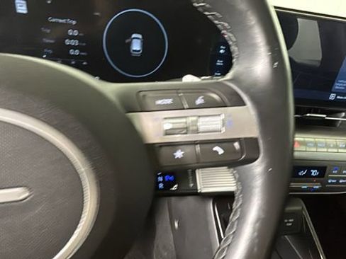 Used 2024 Hyundai Kona Limited FWD image 16