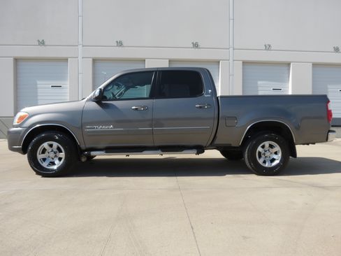 Used 2005 Toyota Tundra SR5 RWD image 5