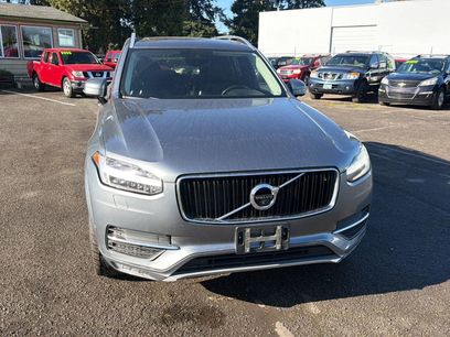 Used 2016 Volvo XC90 T6 Momentum w/ Momentum Plus Package