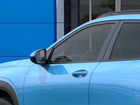 New 2026 Chevrolet Trax LT w/ Driver Confidence Package image 12