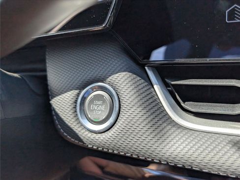 New 2026 Chevrolet Equinox LT w/ Safety and Technology Package AWD/4WD image 21