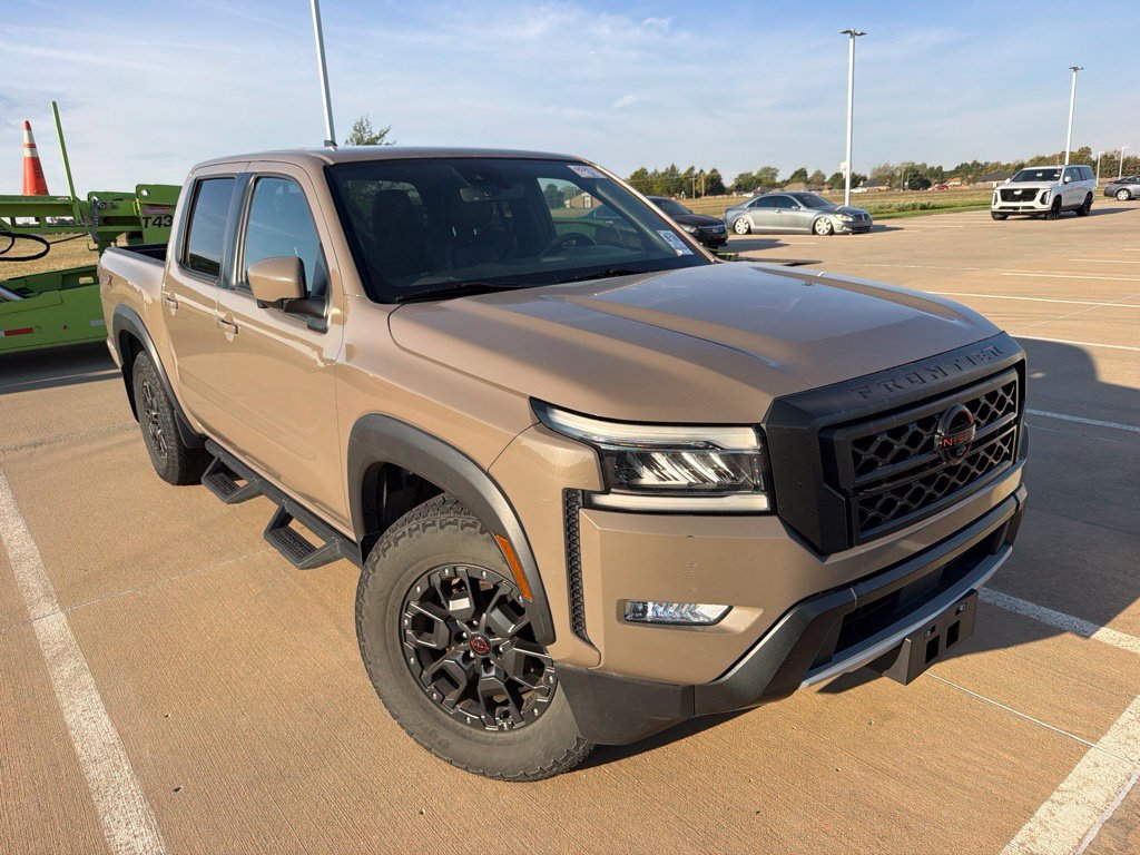 Used 2023 Nissan Frontier Pro-X w/ Pro-X Premium Package RWD image 3
