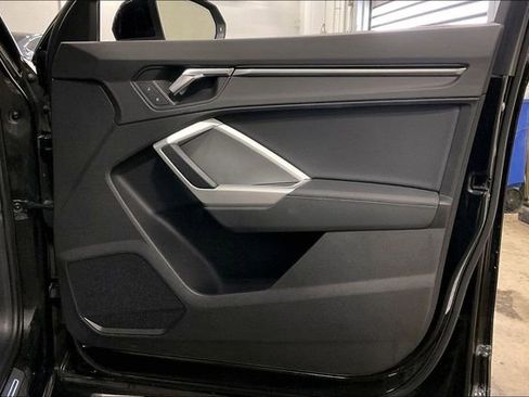 Certified 2022 Audi Q3 2.0T Premium w/ Convenience Package image 24