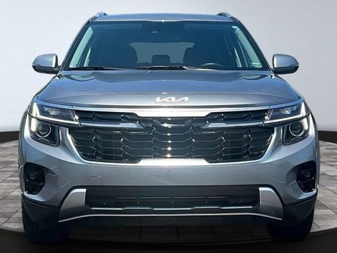 Certified 2026 Kia Seltos S AWD/4WD image 2
