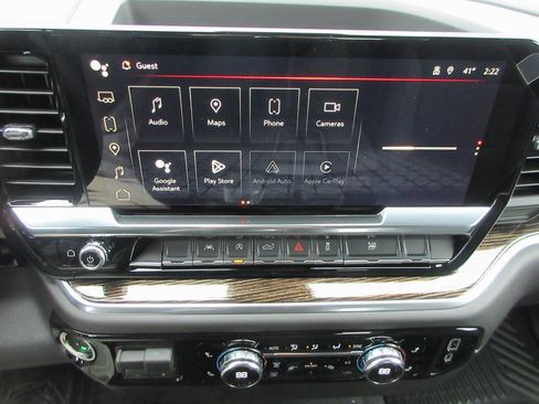 New 2026 GMC Sierra 1500 Elevation image 18