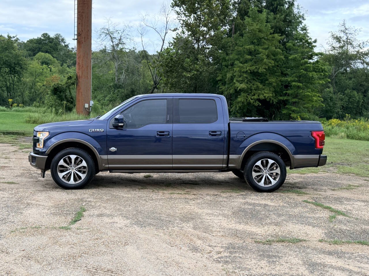 Used 2017 Ford F150 King Ranch w/ Equipment Group 601A Luxury RWD image 2