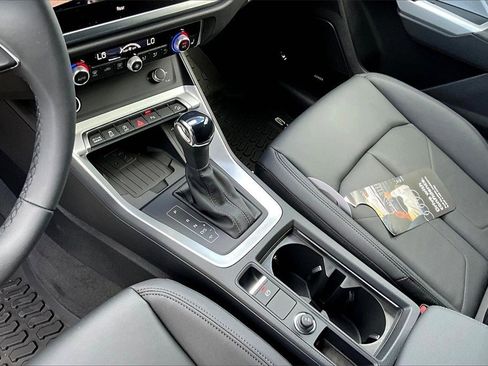 New 2025 Audi Q3 2.0T Premium image 23