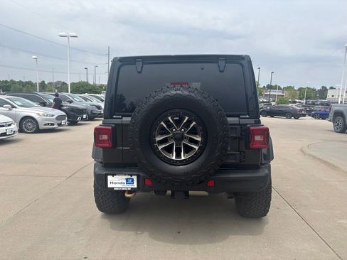 Used 2024 Jeep Wrangler Unlimited Rubicon 392 AWD/4WD image 6