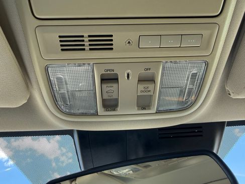 Used 2018 Honda CR-V EX-L image 21