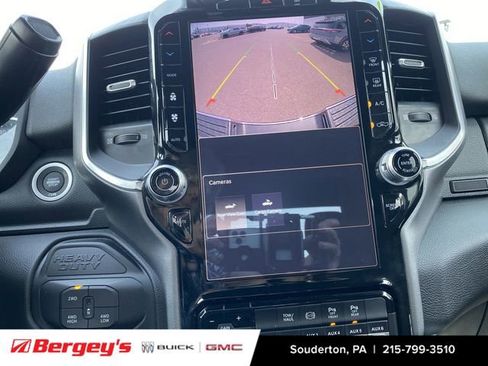 Used 2025 RAM 3500 Big Horn AWD/4WD image 17