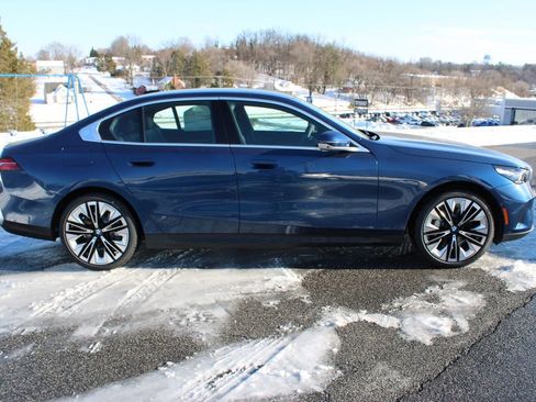 New 2026 BMW 530i xDrive 530i xDrive image 9