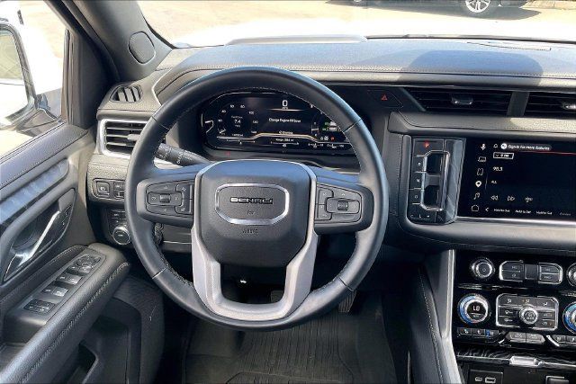 Used 2024 GMC Yukon Denali w/ LPO, Floor Liner Package AWD/4WD image 6