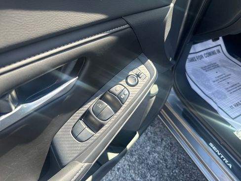 Used 2022 Nissan Sentra SV w/ All-Weather Package image 12