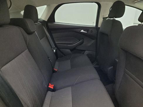 Used 2018 Ford Focus SEL image 19