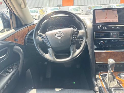 Used 2021 Nissan Armada SL w/ Captain's Chairs Package AWD/4WD image 13