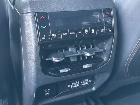 Used 2022 Jeep Grand Cherokee Summit image 26