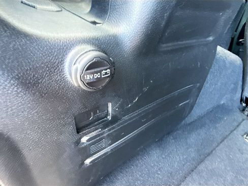 Used 2021 Jeep Wrangler Unlimited Sport AWD/4WD image 31