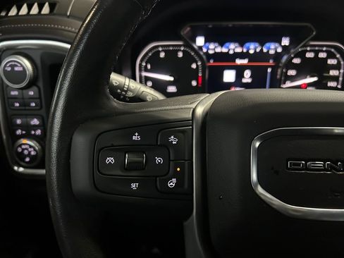 Used 2020 GMC Sierra 2500 Denali w/ Denali Ultimate Package image 17