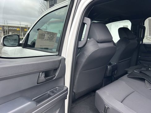 New 2026 Toyota Tacoma SR5 image 11