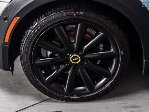 Used 2021 MINI Cooper SE w/ 8.8" Touchscreen Nav Package image 11