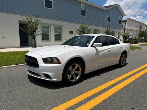 Used 2013 Dodge Charger Police RWD image 2