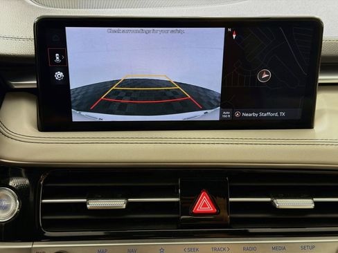 Used 2025 Genesis G70 2.5T RWD image 23