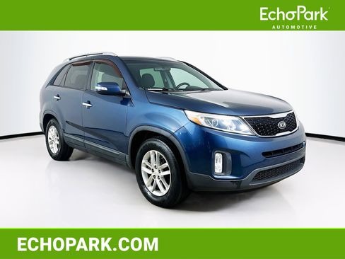 Used 2015 Kia Sorento LX FWD image 1