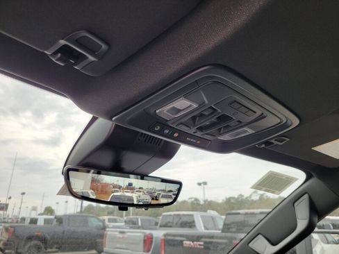 New 2026 GMC Sierra 2500 AT4 w/ AT4 Premium Plus Package image 22