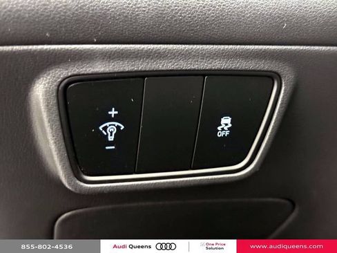 Used 2022 Hyundai Tucson SE AWD/4WD image 16