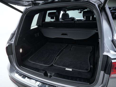 Certified 2021 Mercedes-Benz GLB 250 4MATIC image 7
