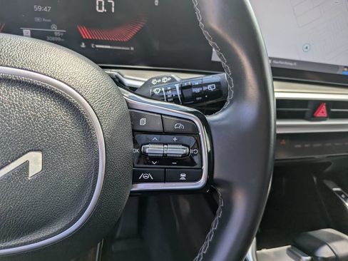 Certified 2024 Kia Sorento S FWD image 31