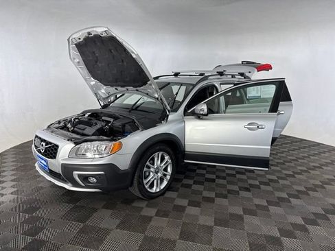 Used 2016 Volvo XC70 T5 Platinum AWD/4WD image 12