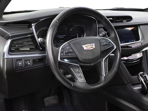 Certified 2023 Cadillac XT5 Premium Luxury AWD/4WD image 11
