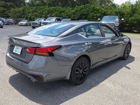 Used 2025 Nissan Altima 2.5 SV w/ SV Special Edition Package FWD image 10