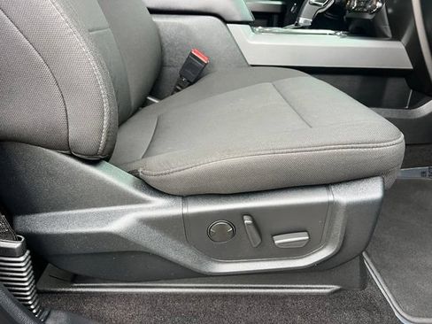 Used 2019 Ford F150 XLT w/ Equipment Group 302A Luxury AWD/4WD image 11