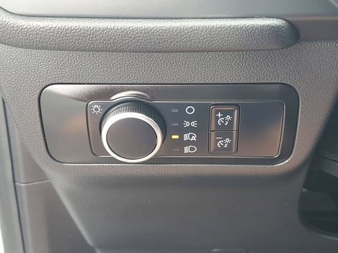 Certified 2025 Ford Escape ST-Line FWD image 29